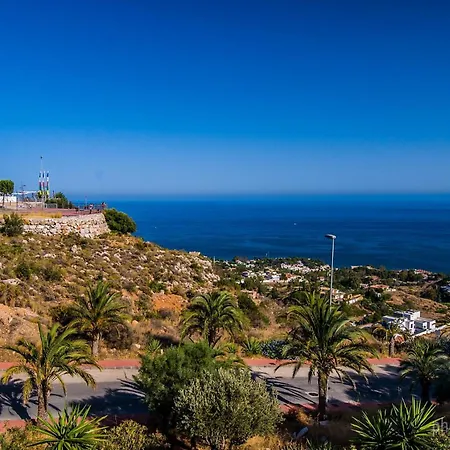 530 Iris Estudio - Cerca De Bares, Restaurantes Y Tiendas - A 10 Minutos De La Playa Caminando Apartament Benalmádena